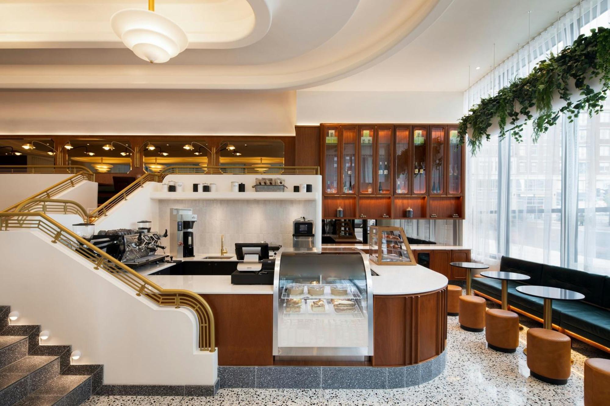 Honeyrose Hotel, Montreal, A Tribute Portfolio Hotel Εξωτερικό φωτογραφία The interior of the 2019-opened Starbucks Reserve Roastery in London